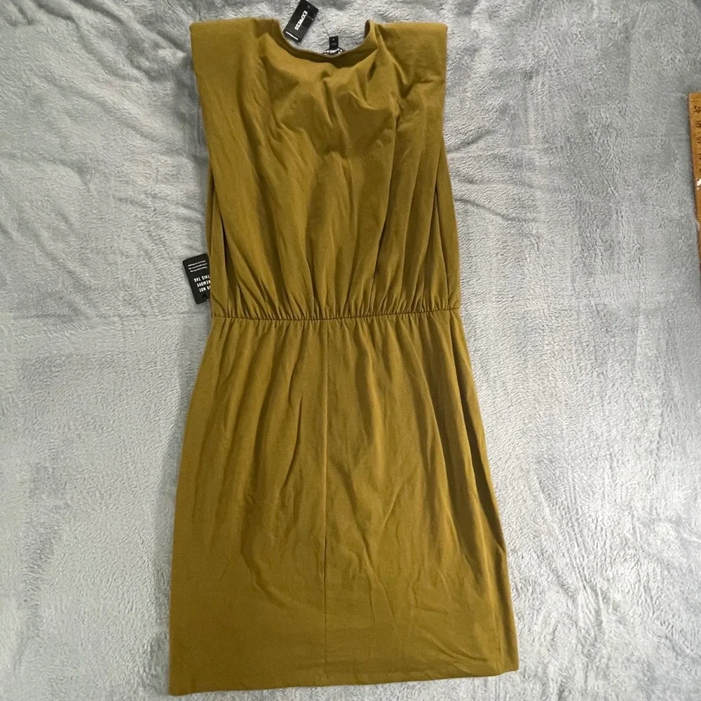 NWT Express Olive Green Shoulder Pad Midi Dress Size M Elastic Waist - Picture 2 of 10